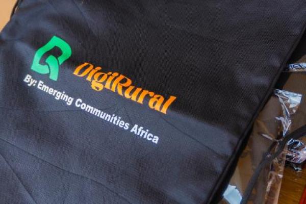 Bridging the Digital Divide: Emerging Communities Digirural Initiative